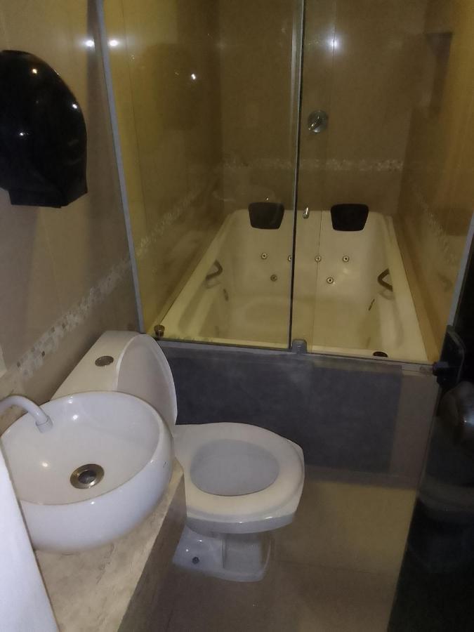 Hotel Entre Rios Paraíso do Tocantins Kültér fotó
